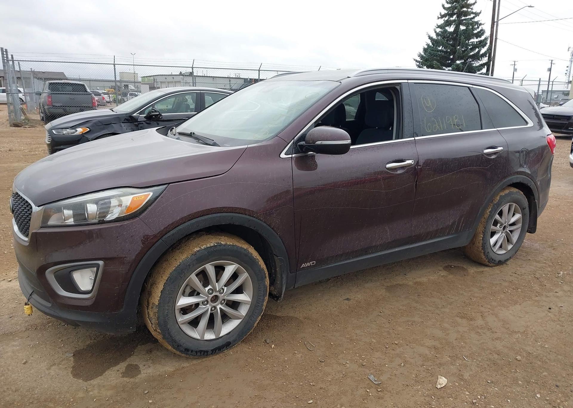 2016 KIA SORENTO LX