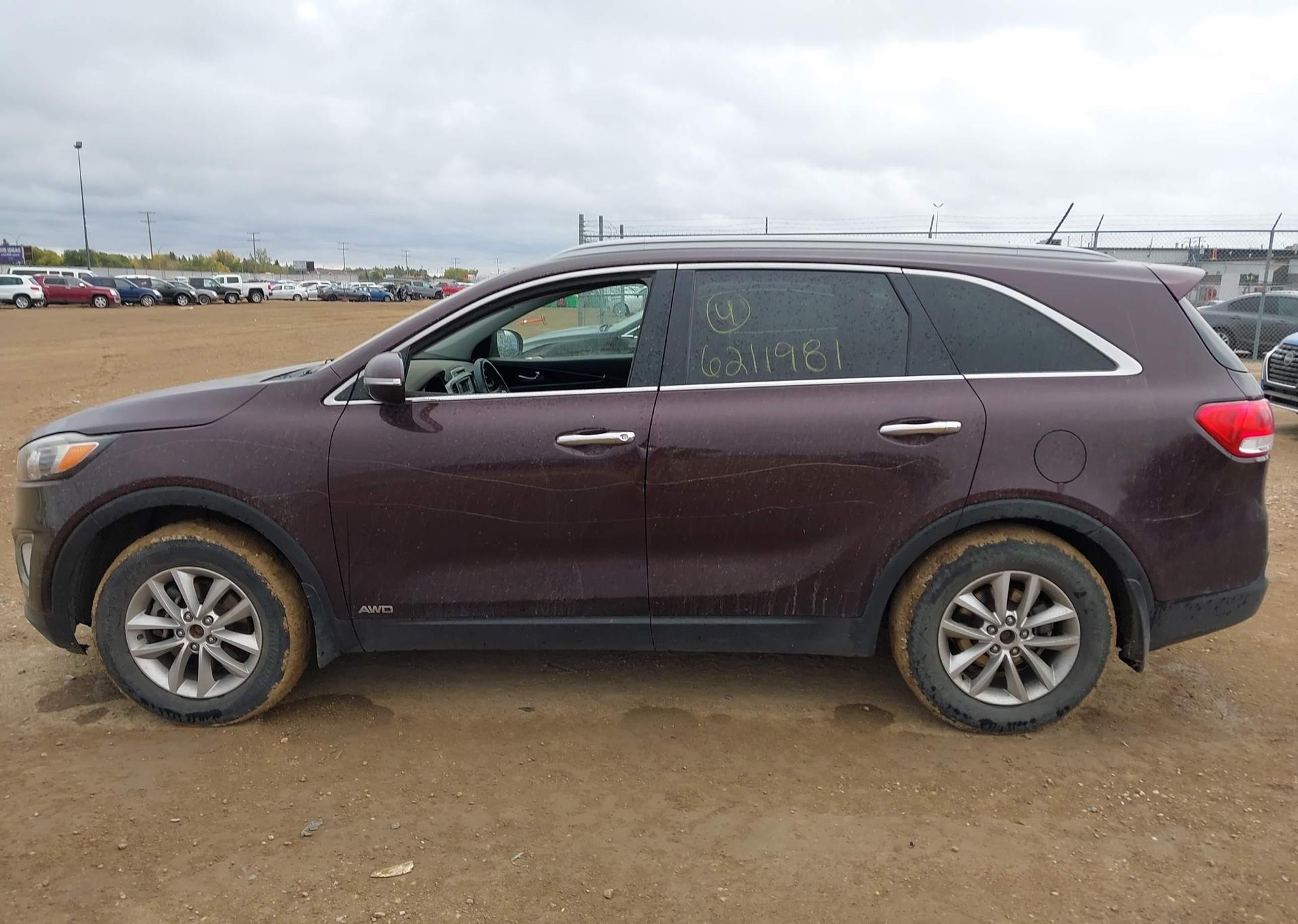 2016 KIA SORENTO LX