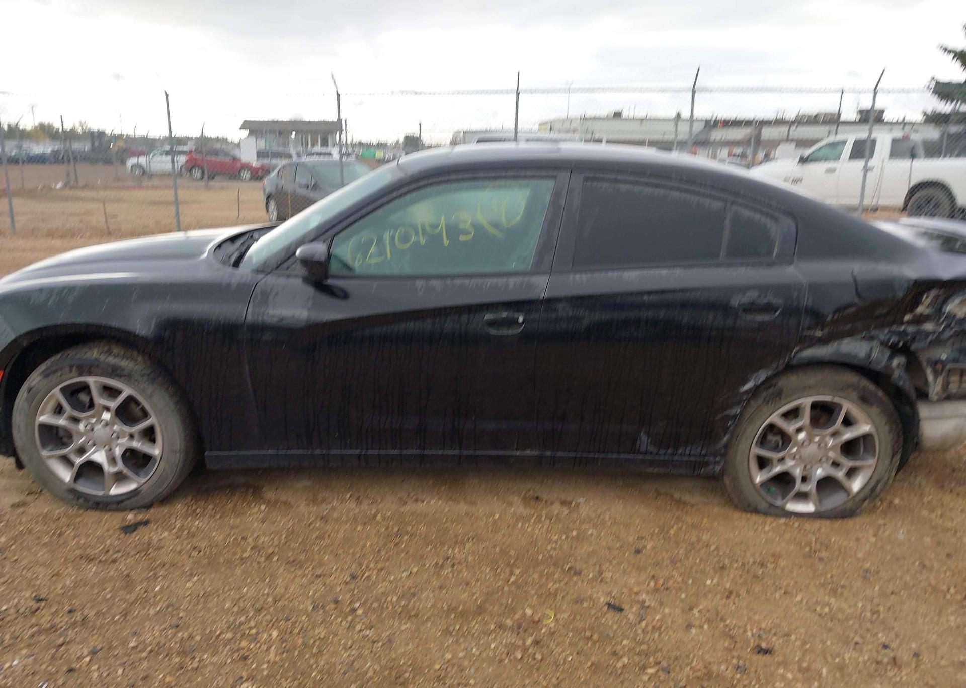 2016 DODGE CHARGER SXT