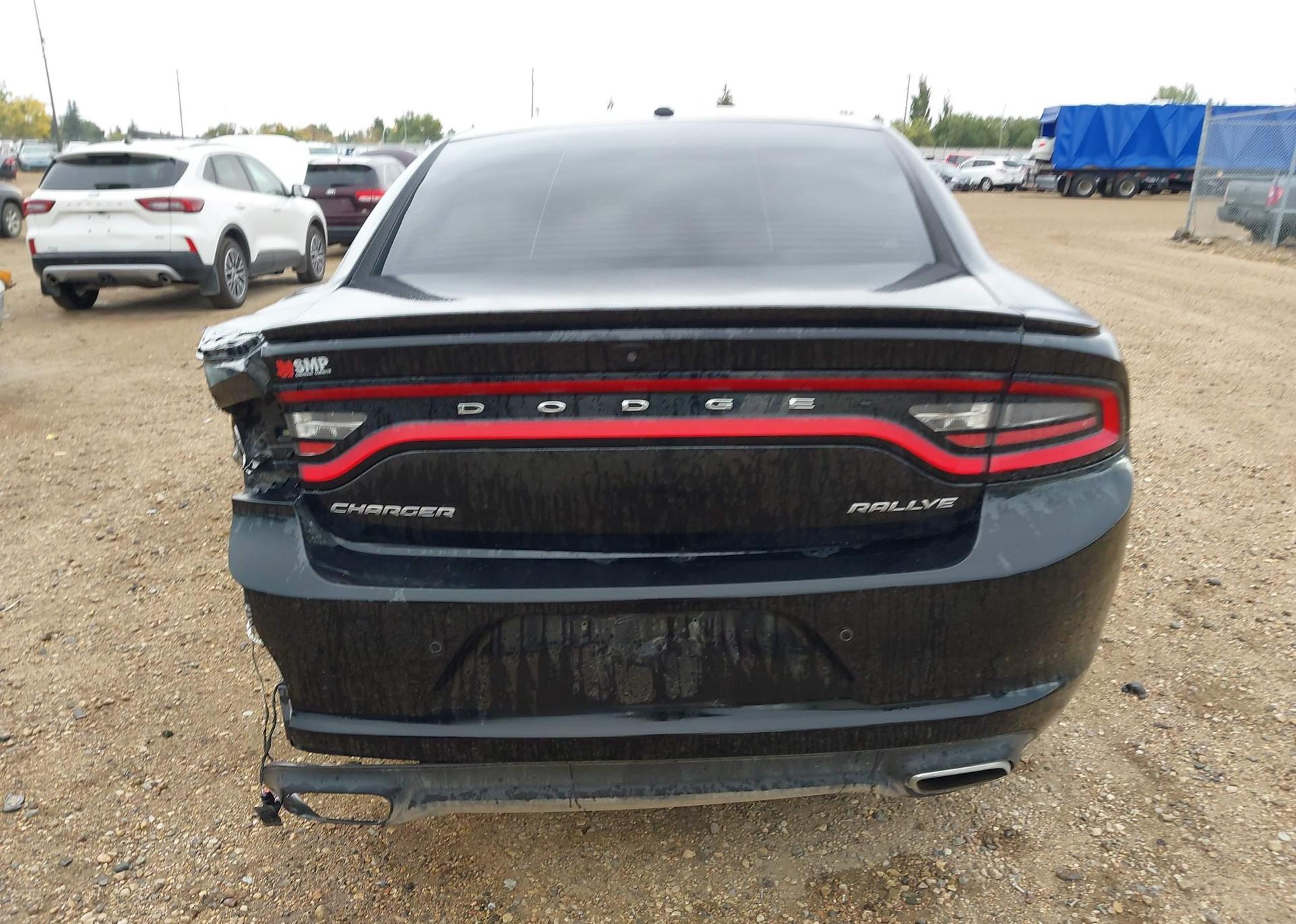 2016 DODGE CHARGER SXT