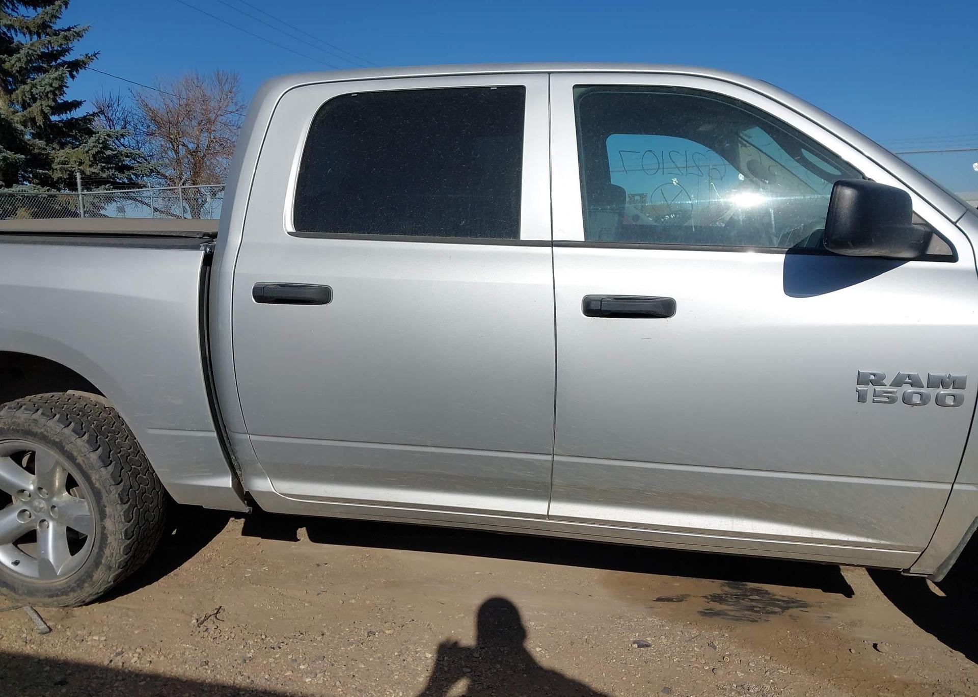 2017 RAM 1500 ST