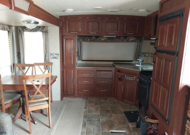 2014 FOREST RIVER INC. ROCKWOOD SIGNATURE 8315BSS