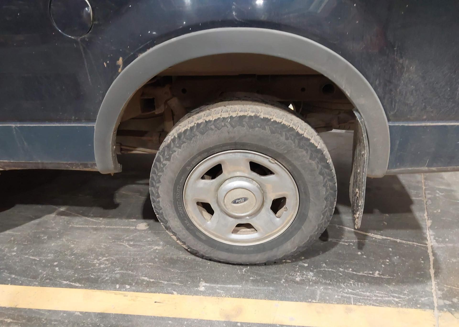2004 FORD F150
