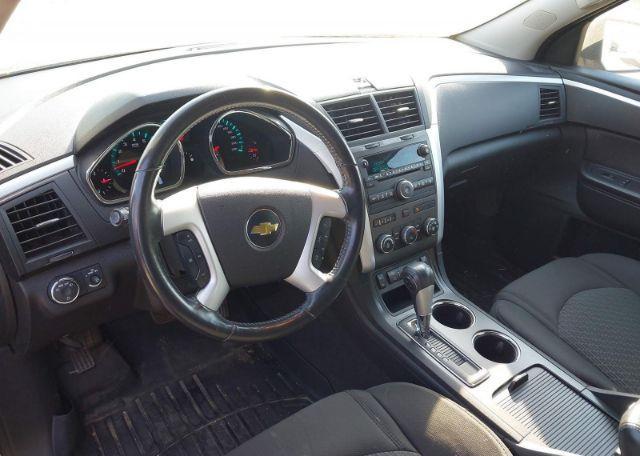 2011 CHEVROLET TRAVERSE LT