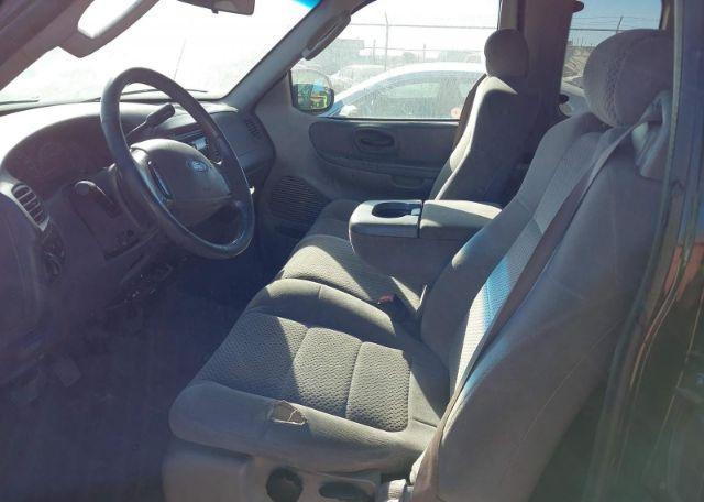 2003 FORD F-150 LARIAT