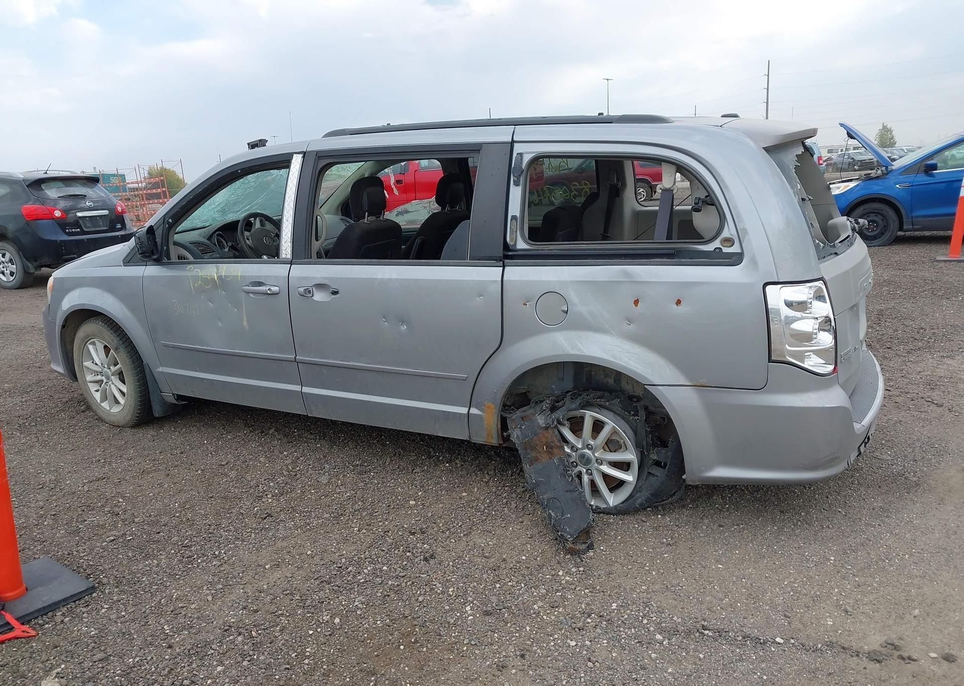 2015 DODGE GRAND CARAVAN SE