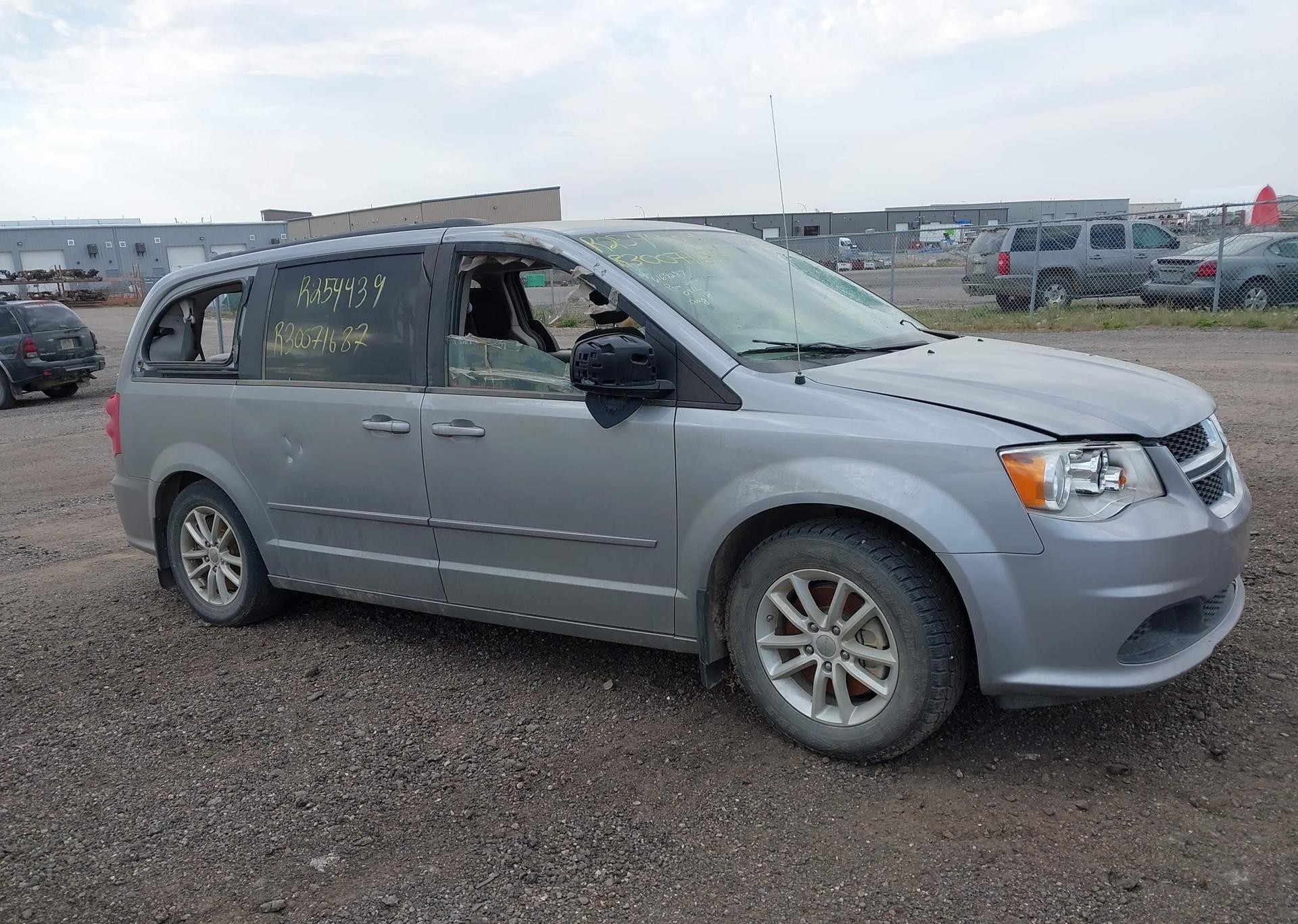 2015 DODGE GRAND CARAVAN SE
