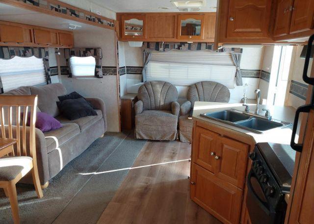 2008 FOREST RIVER INC. ROCKWOOD M-2701SS