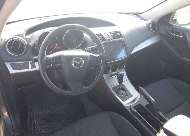 2011 MAZDA MAZDA3