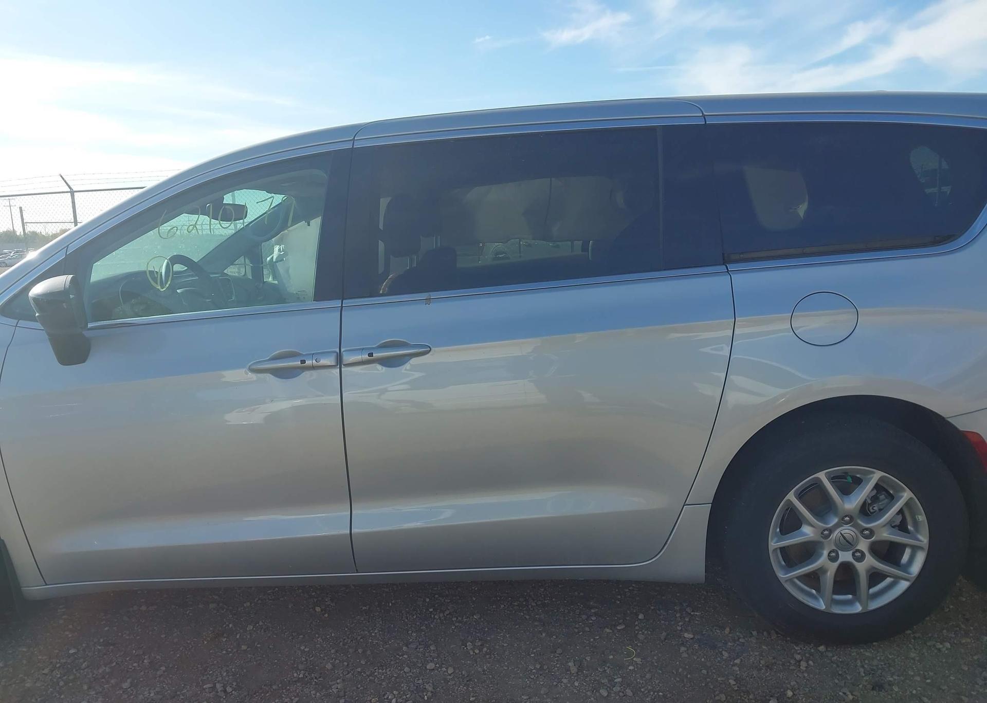 2024 CHRYSLER GRAND CARAVAN SXT