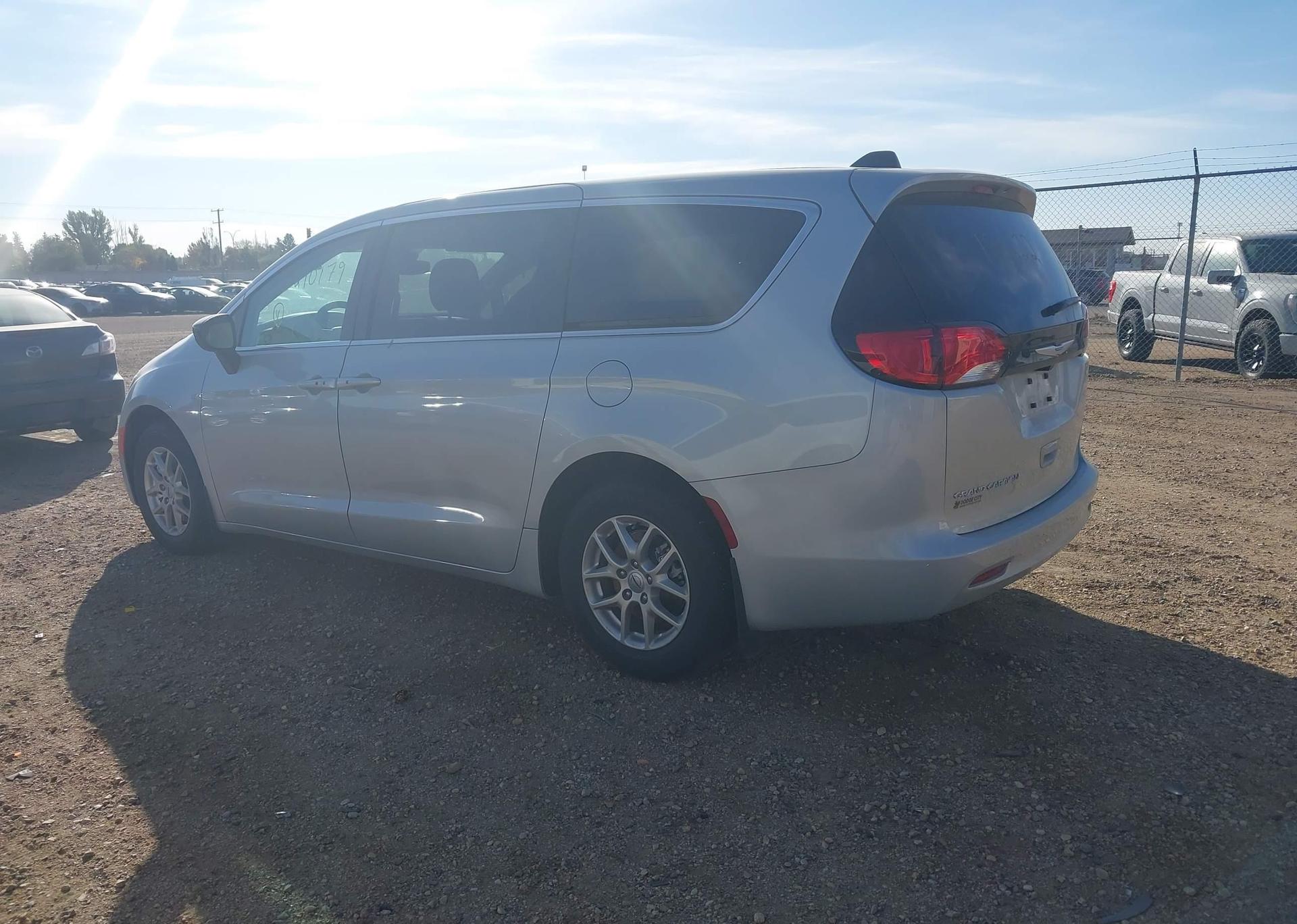 2024 CHRYSLER GRAND CARAVAN SXT