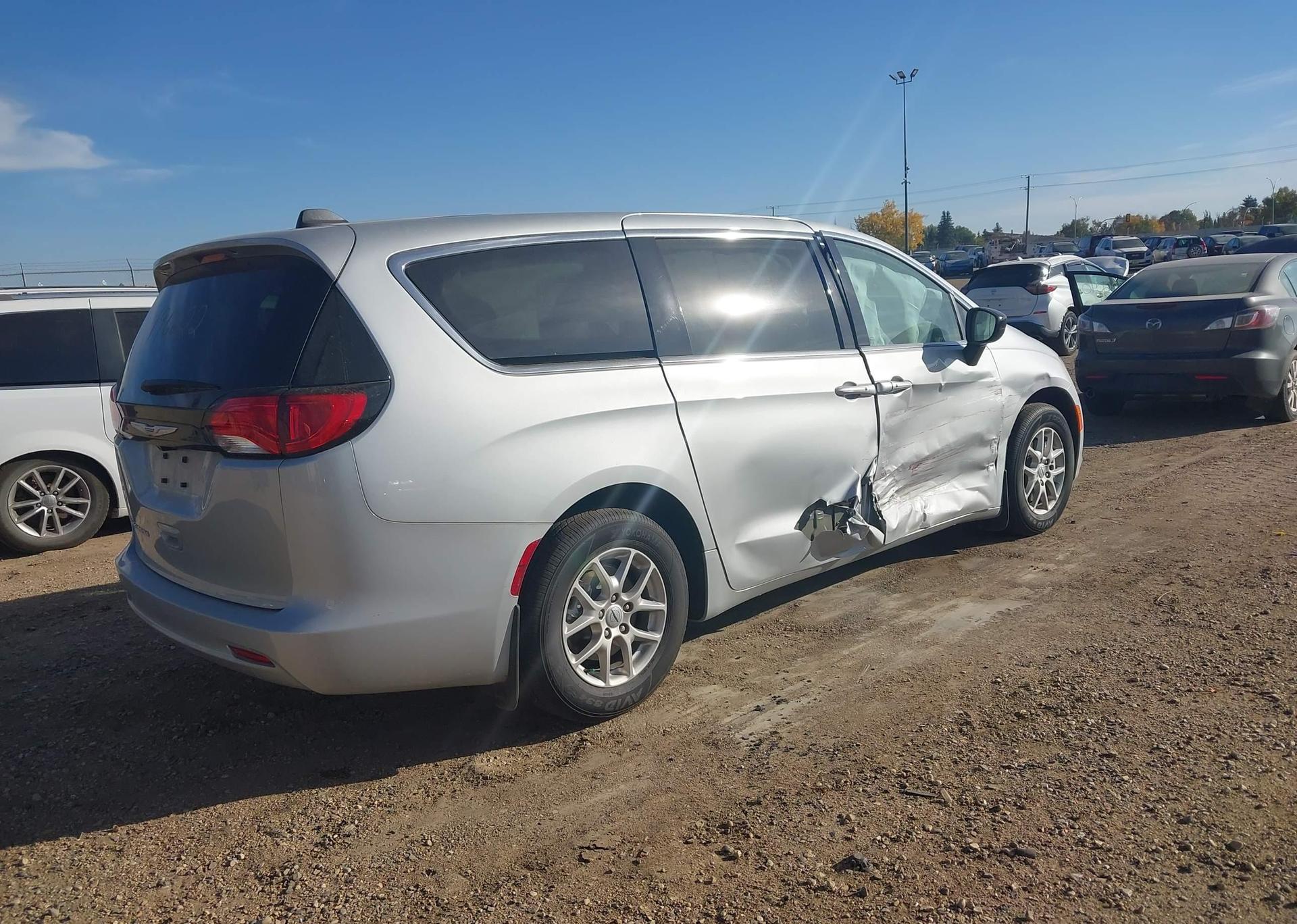 2024 CHRYSLER GRAND CARAVAN SXT