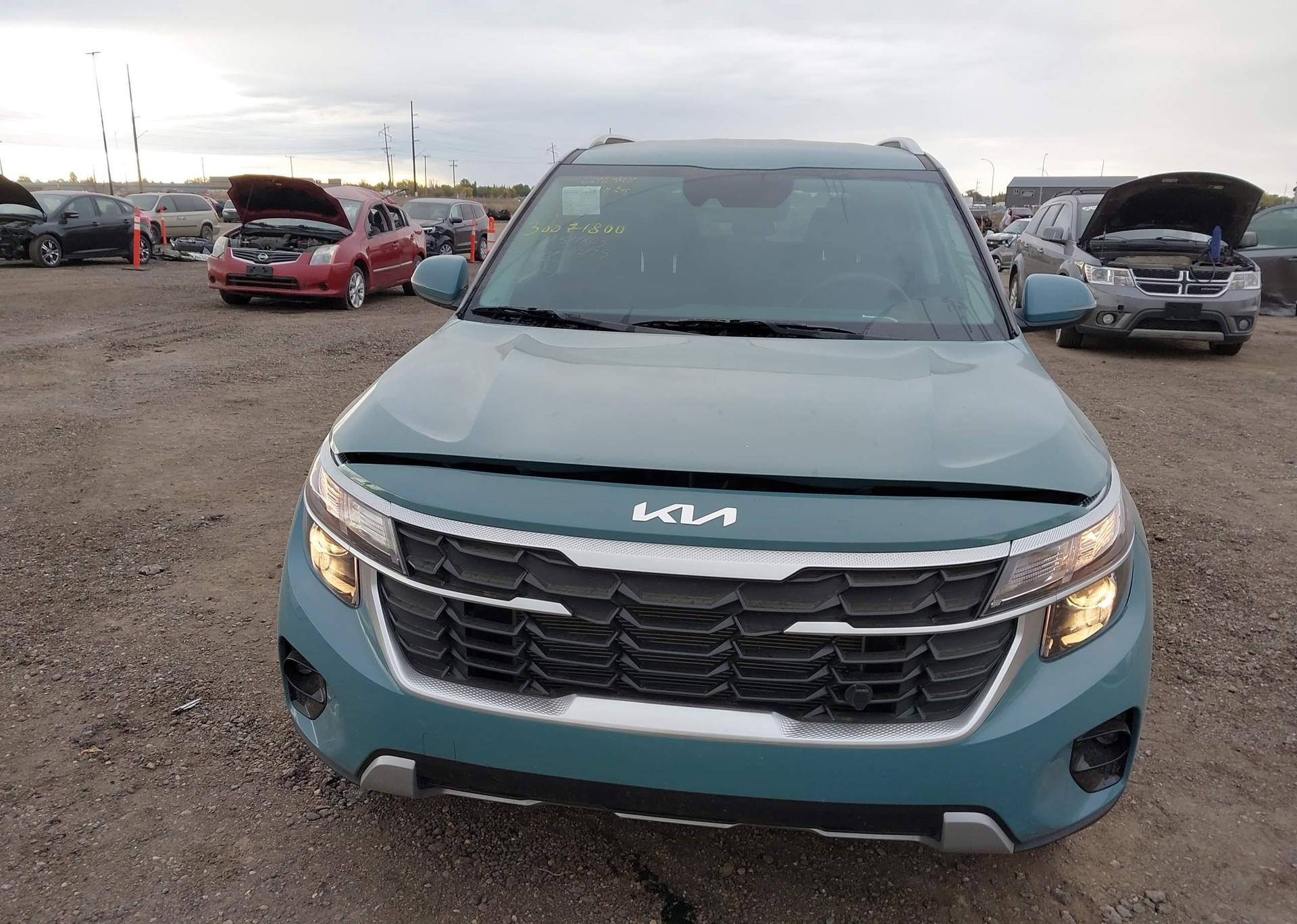 2024 KIA SELTOS LX