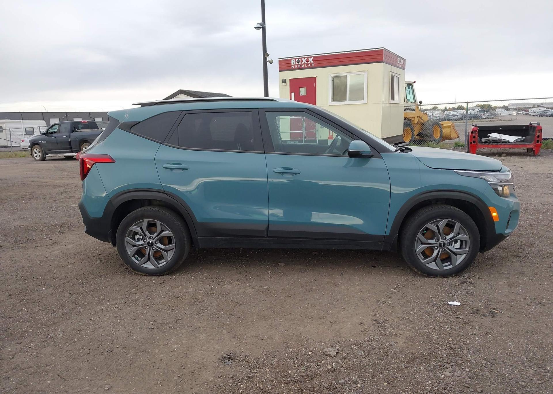 2024 KIA SELTOS LX