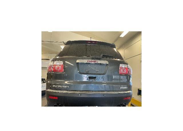 2011 GMC ACADIA SLT-1