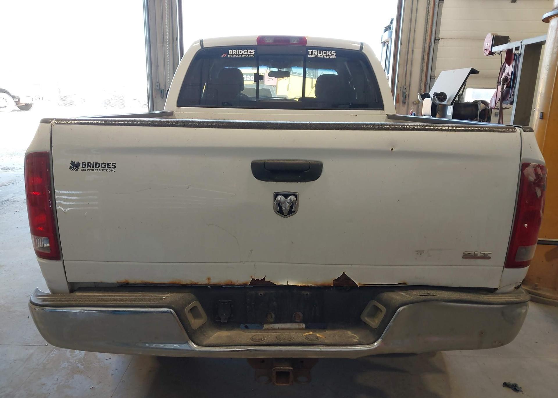 2005 DODGE RAM 1500 ST