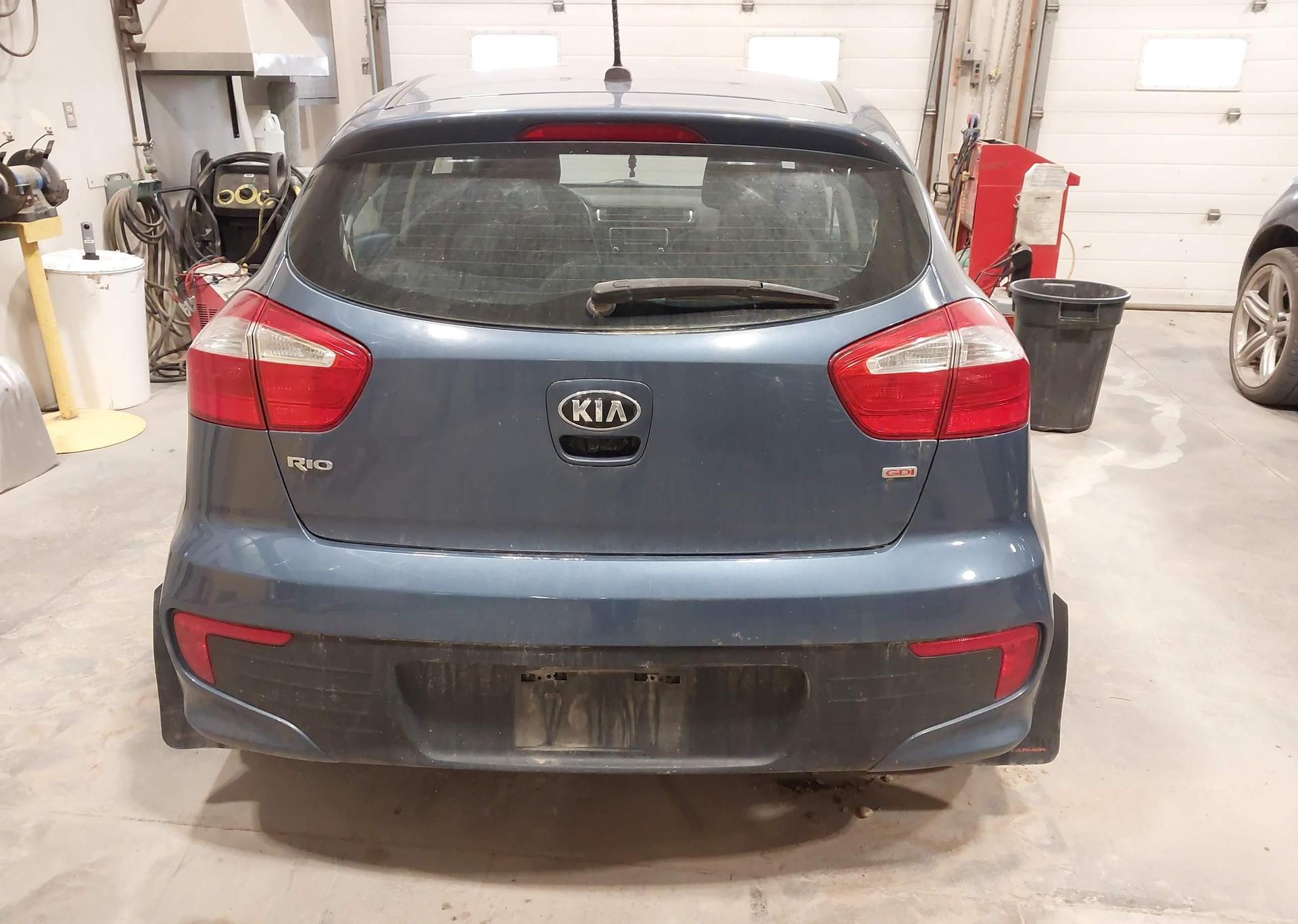 2016 KIA RIO LX