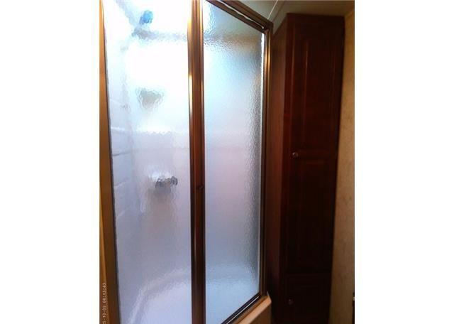 2011 FOREST RIVER INC. 34FT