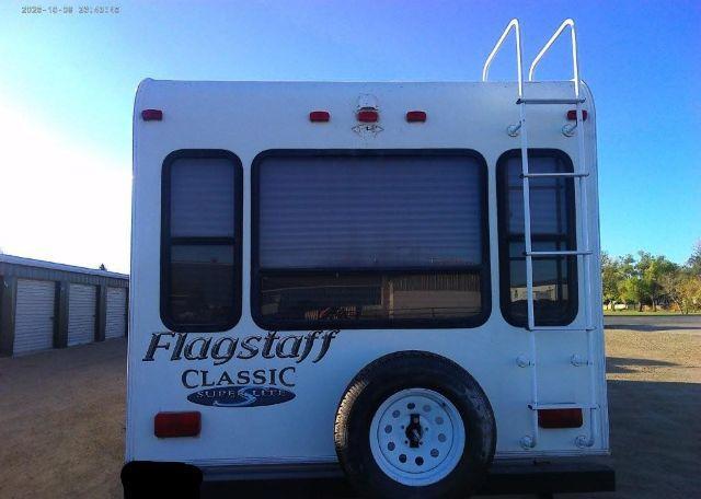 2011 FOREST RIVER INC. 34FT