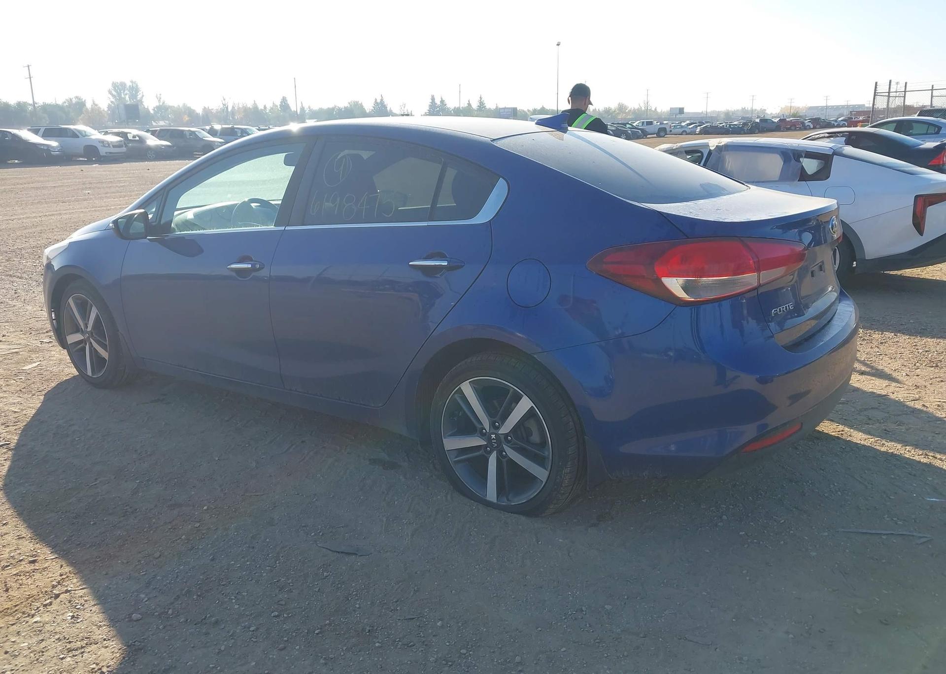 2017 KIA FORTE EX