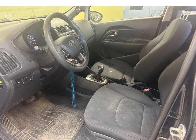 2015 KIA RIO LX