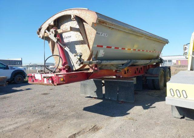 2013 MIDLAND MANUFACTURING LIMITED PUP TRAILER