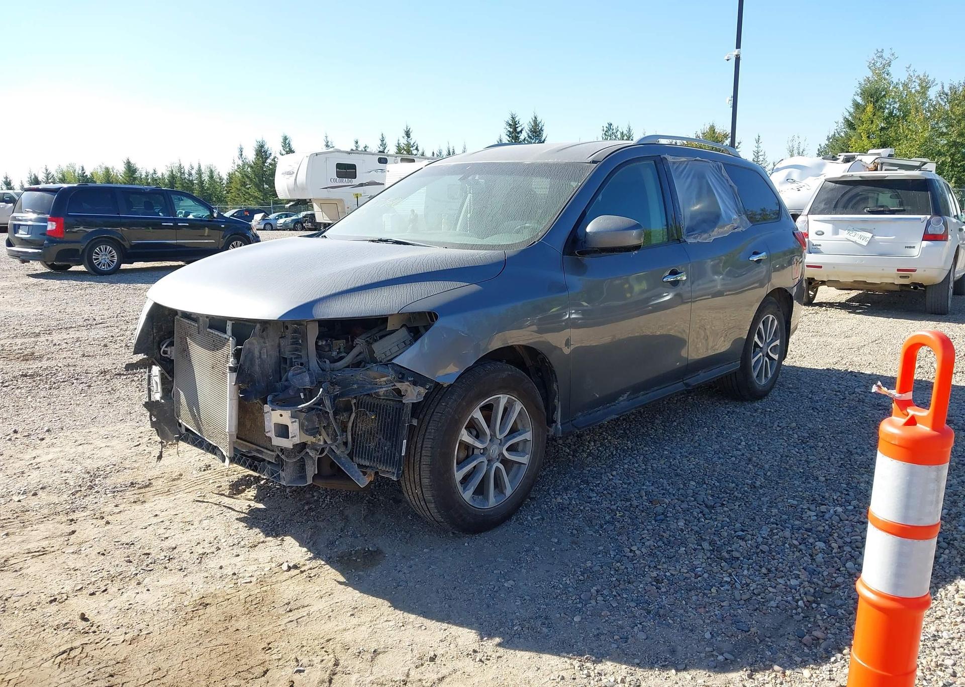 2015 NISSAN PATHFINDER S