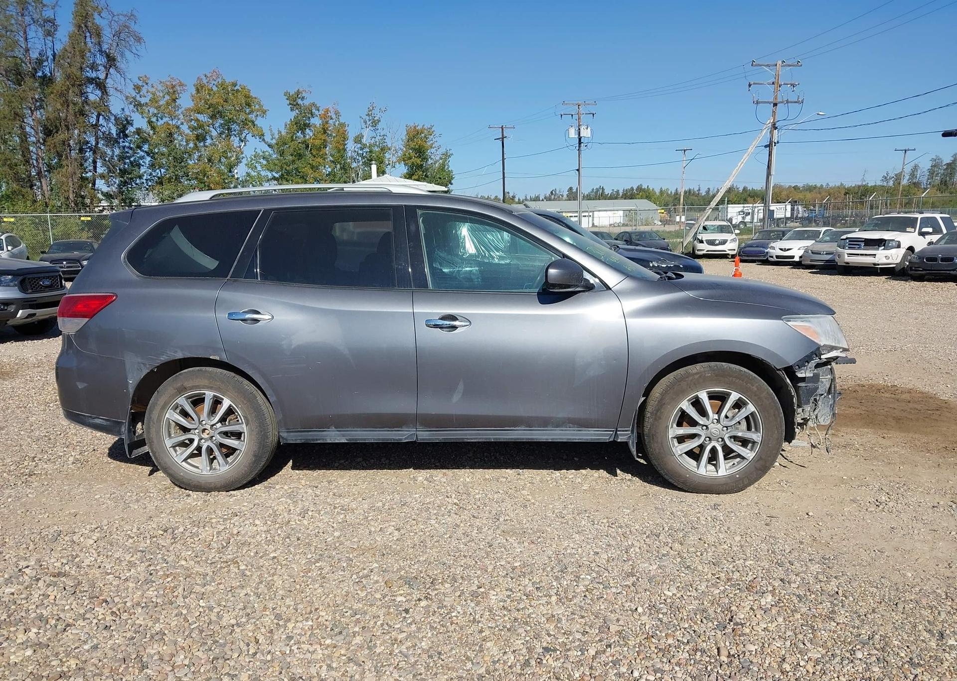 2015 NISSAN PATHFINDER S