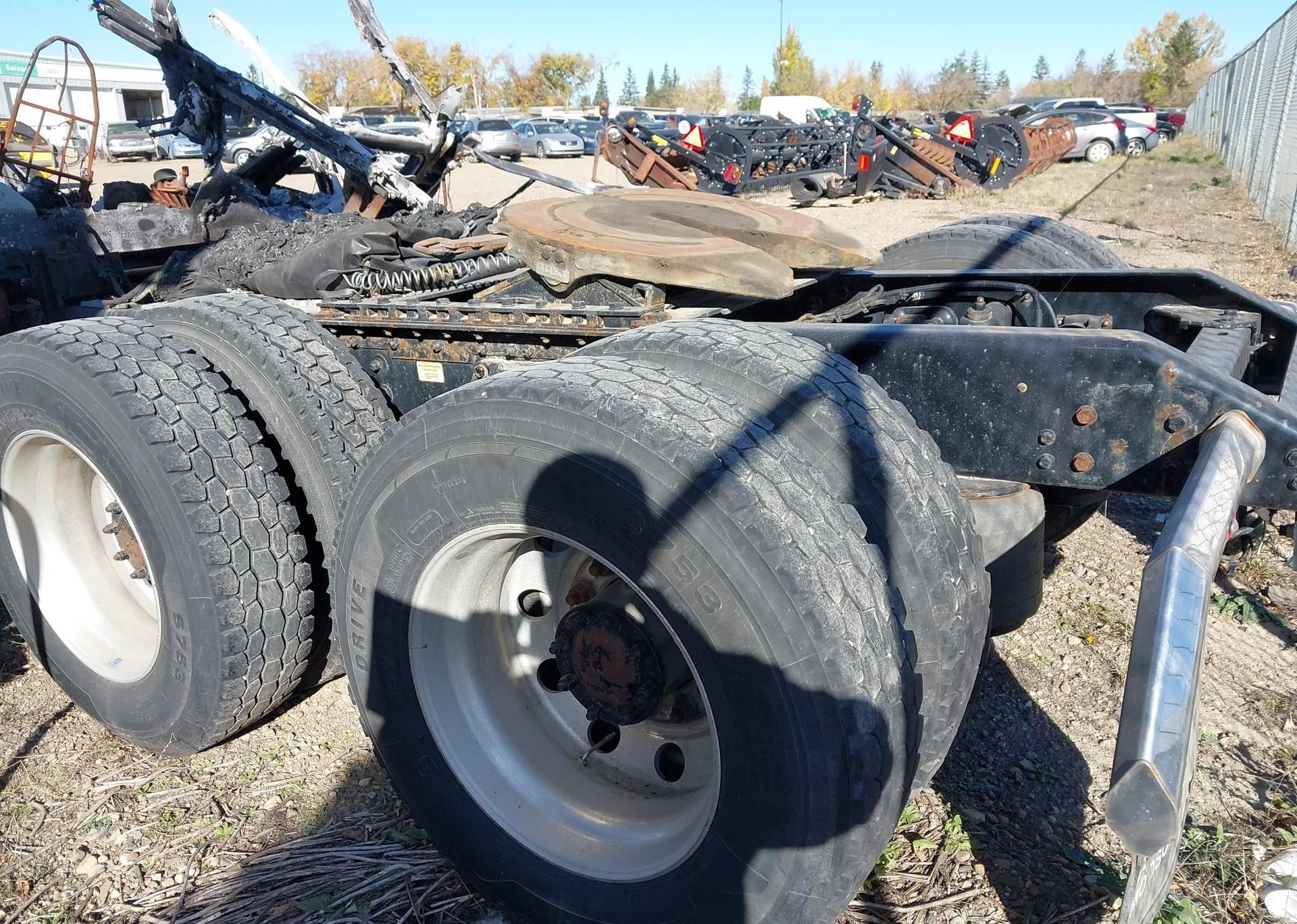 2020 KENWORTH CONSTRUCTION T680