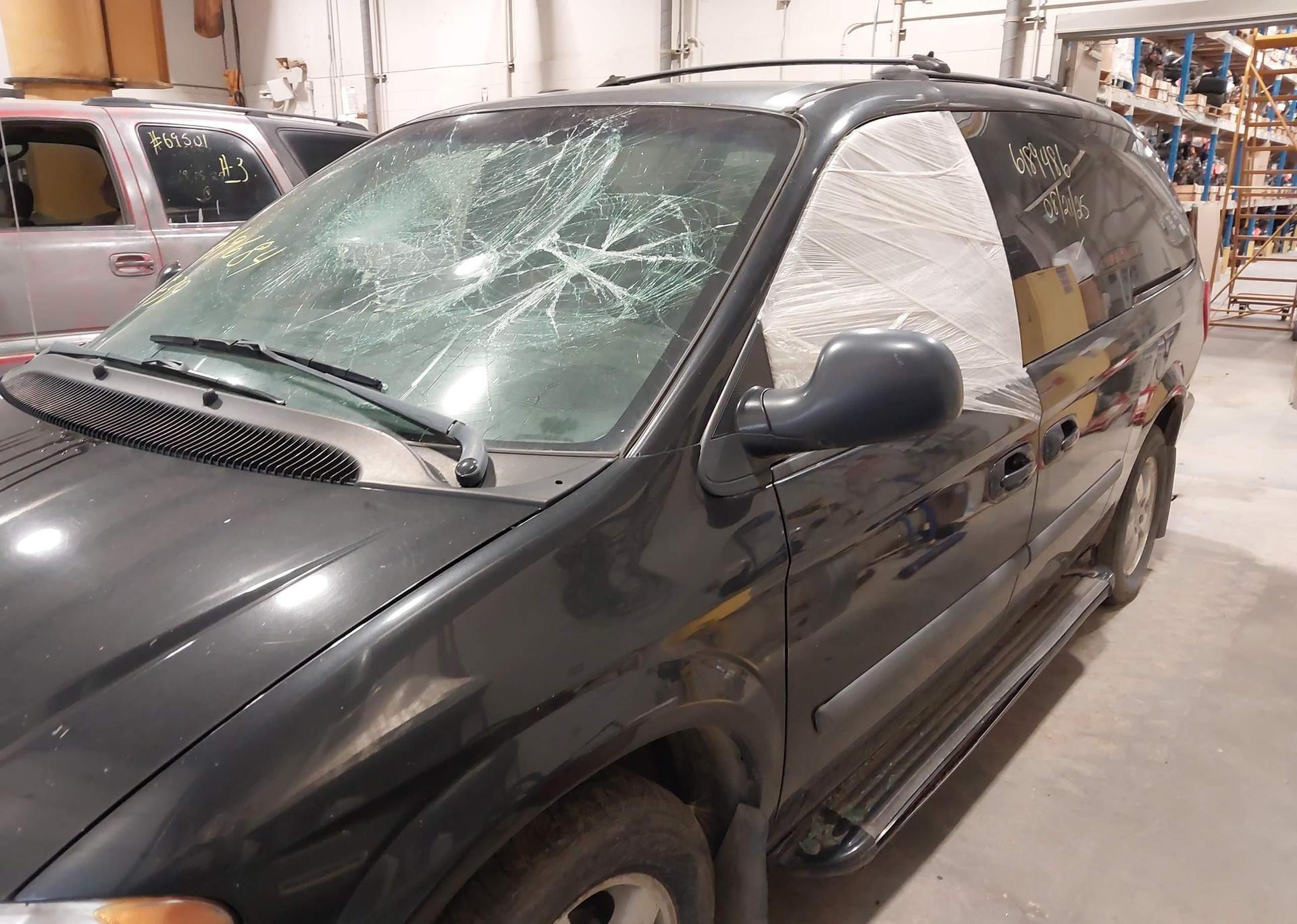 2005 DODGE GRAND CARAVAN SE