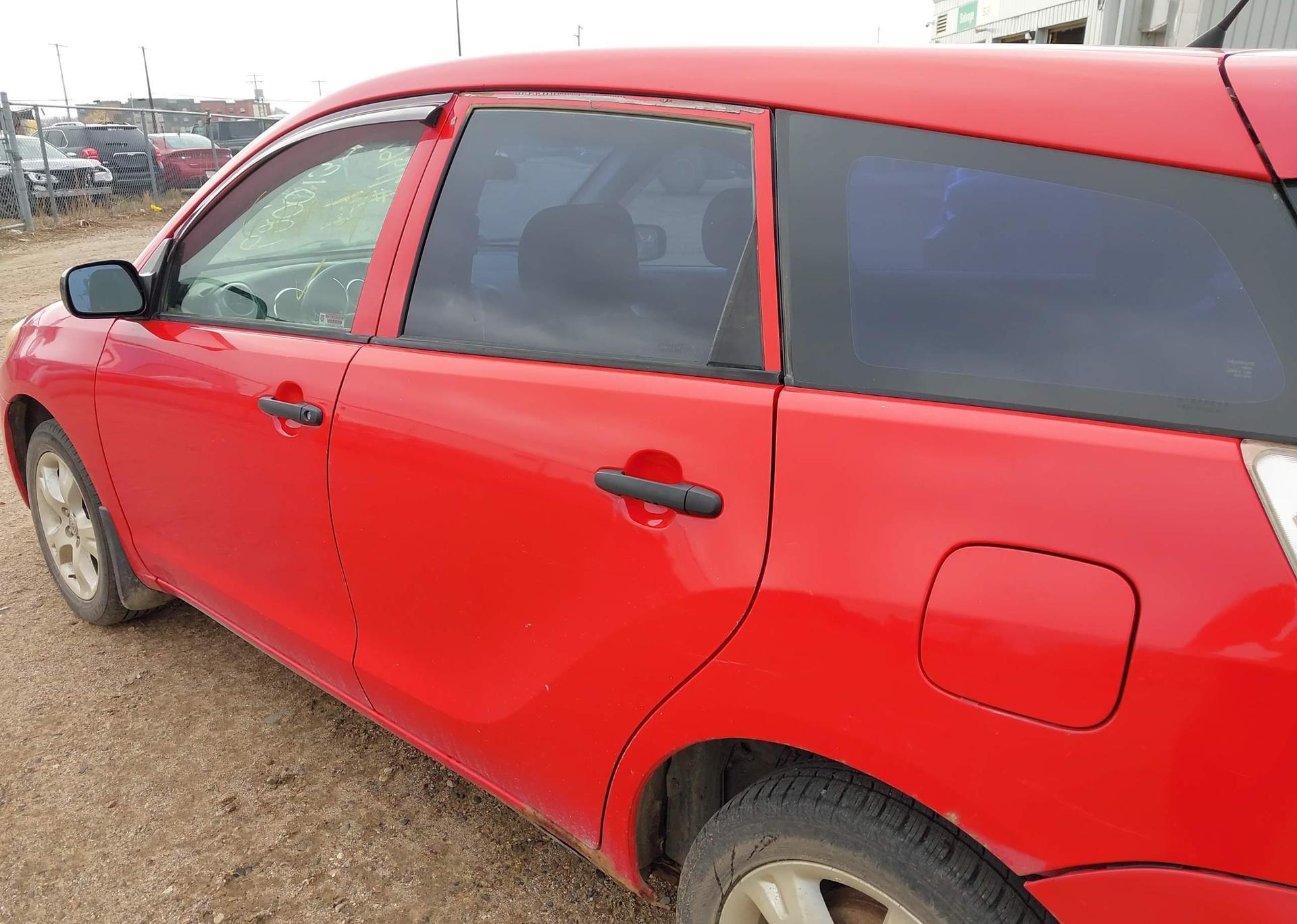 2005 TOYOTA COROLLA MATRIX XR