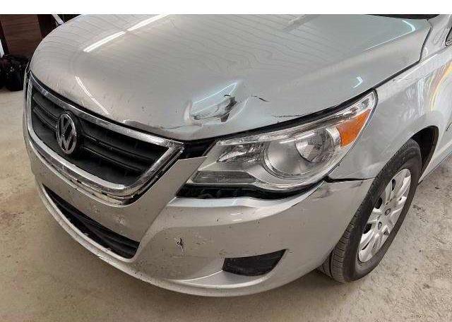 2012 VOLKSWAGEN ROUTAN S