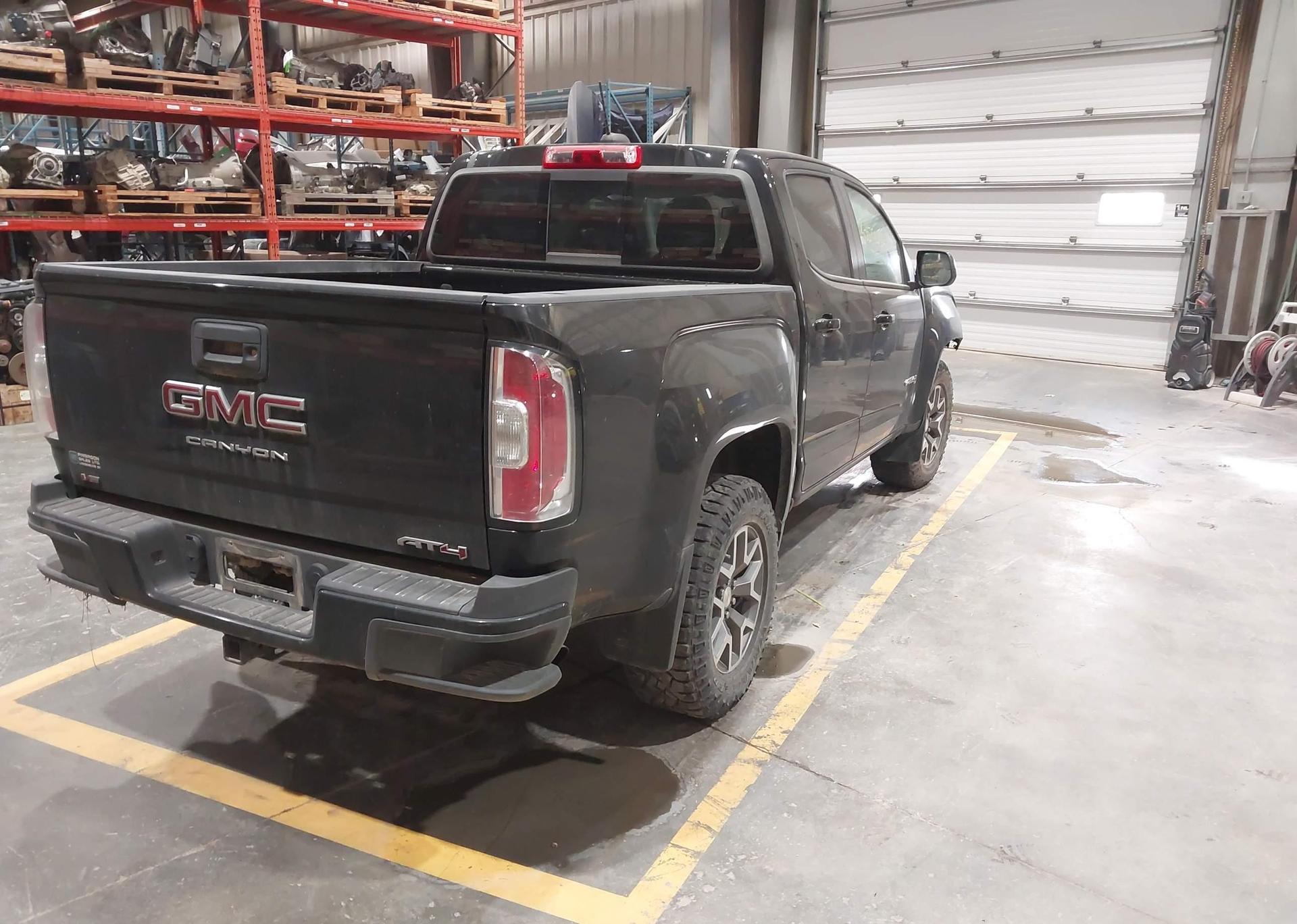2021 GMC CANYON AT4
