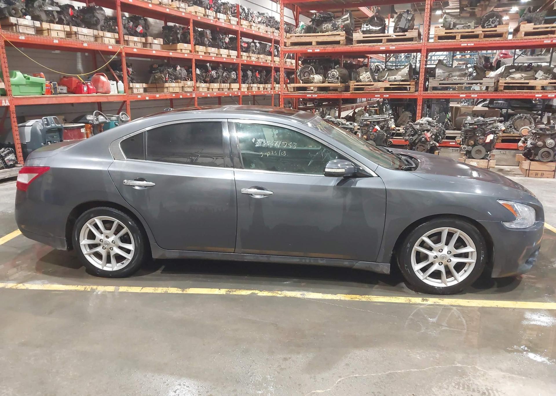 2009 NISSAN MAXIMA S