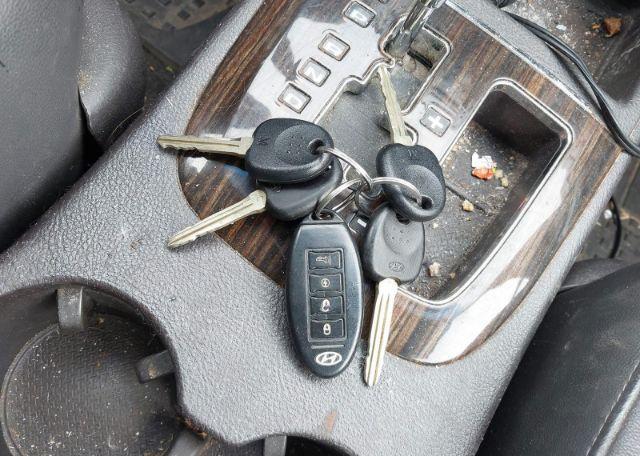 2010 HYUNDAI SANTA FE GLS