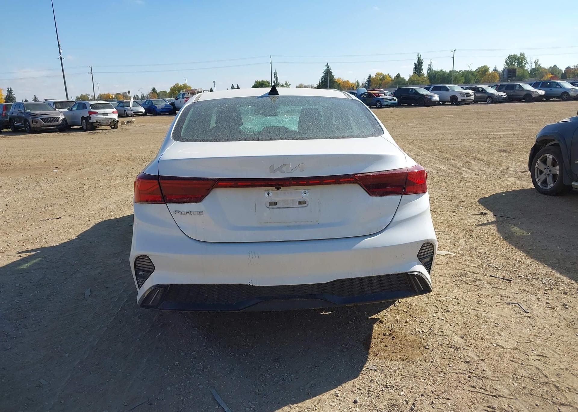 2024 KIA FORTE EX