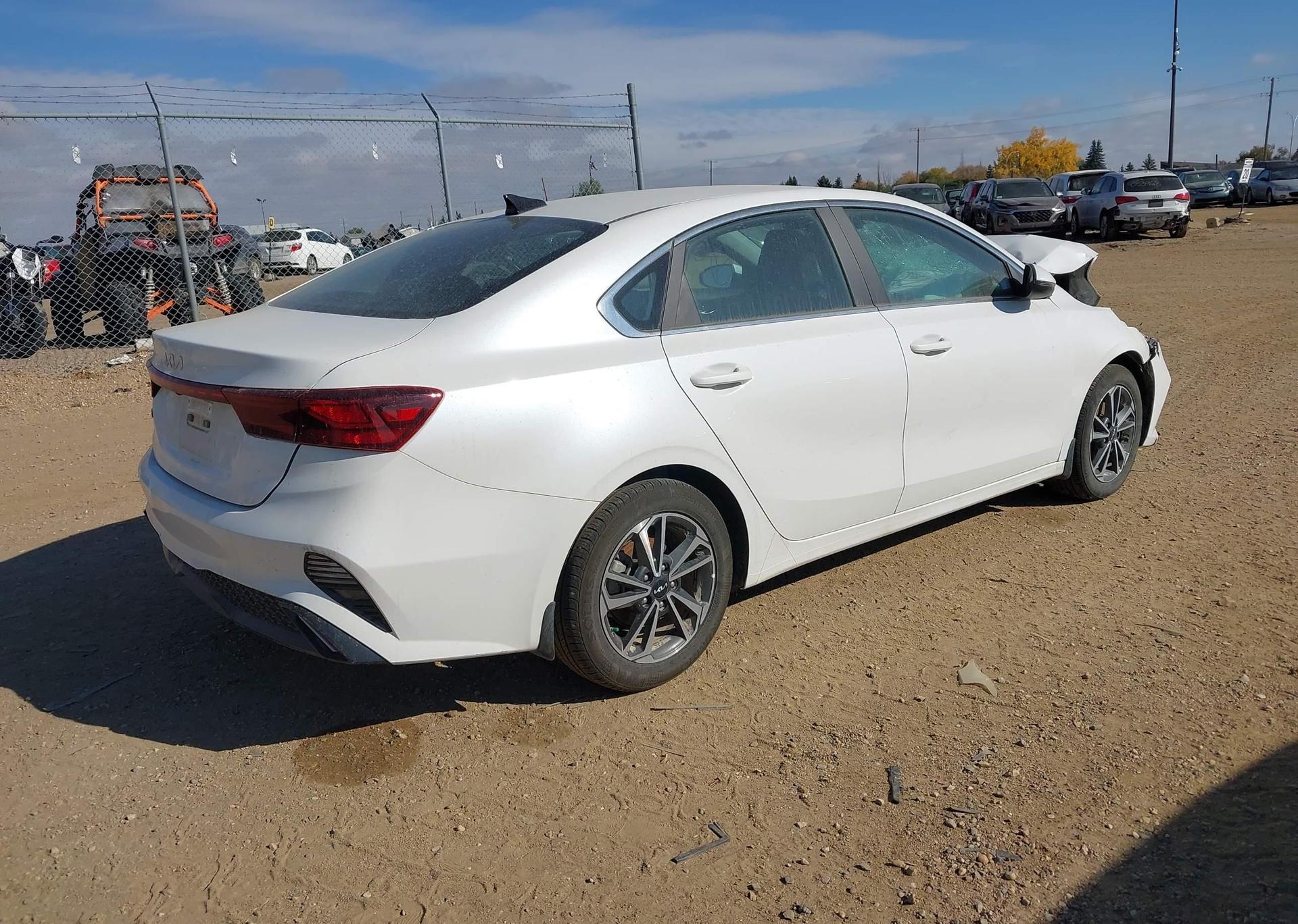 2024 KIA FORTE EX