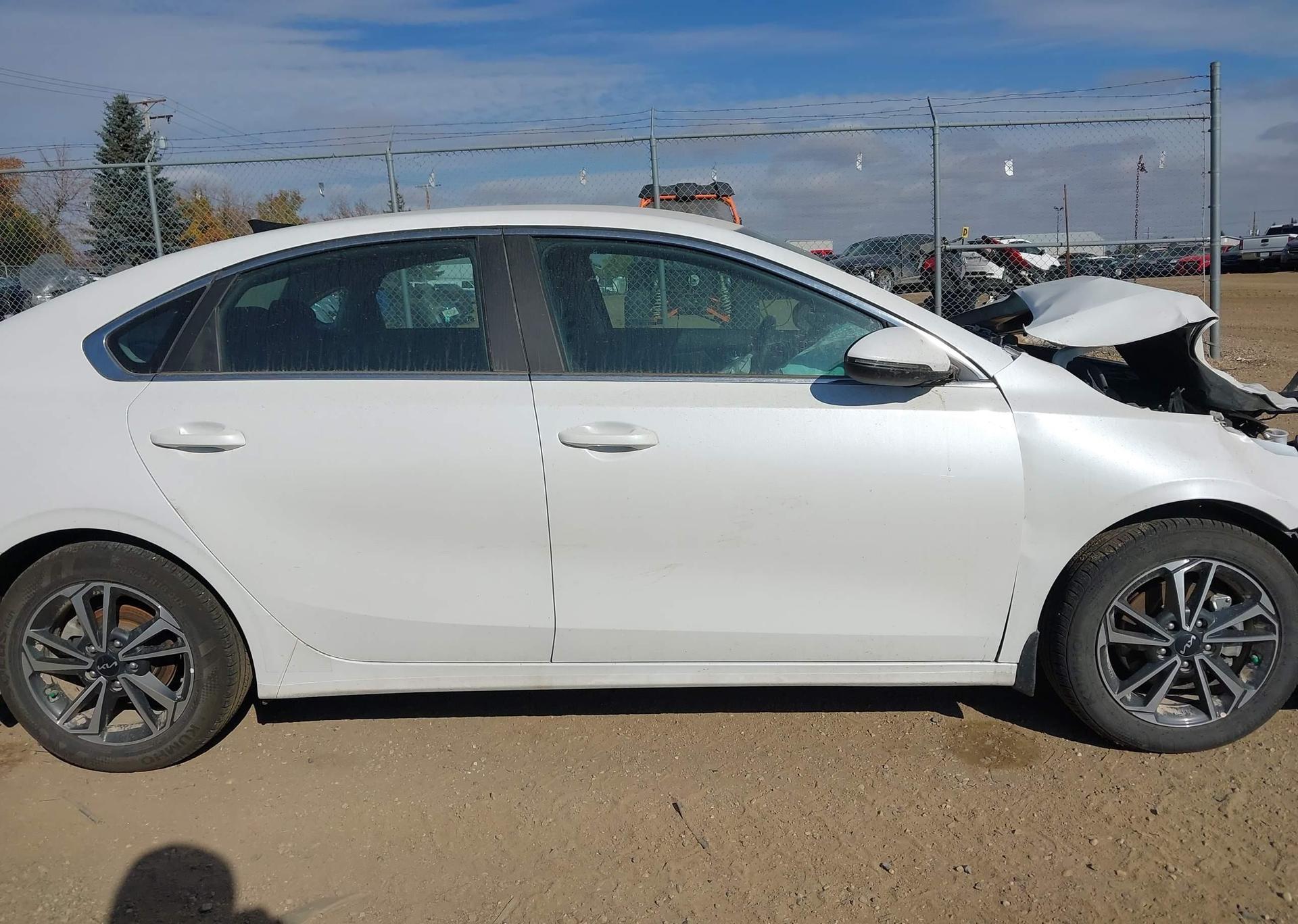 2024 KIA FORTE EX
