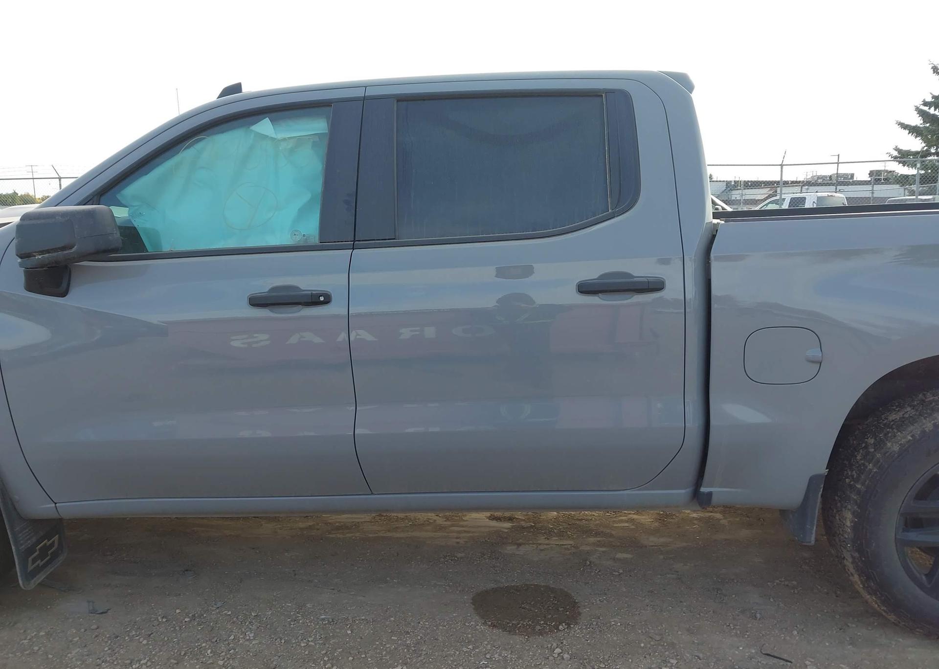2025 CHEVROLET Silverado K1500 Custom