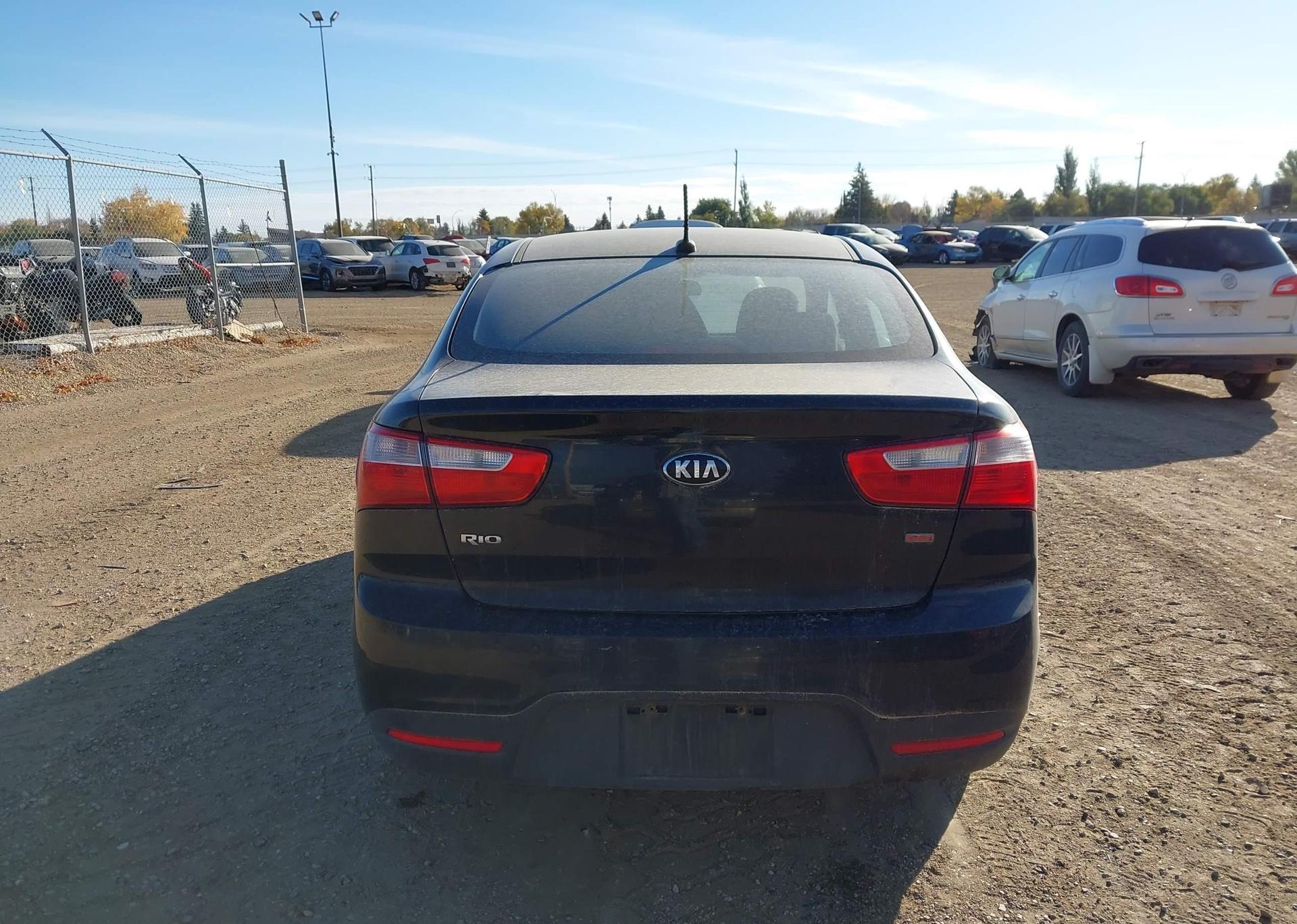 2015 KIA RIO LX