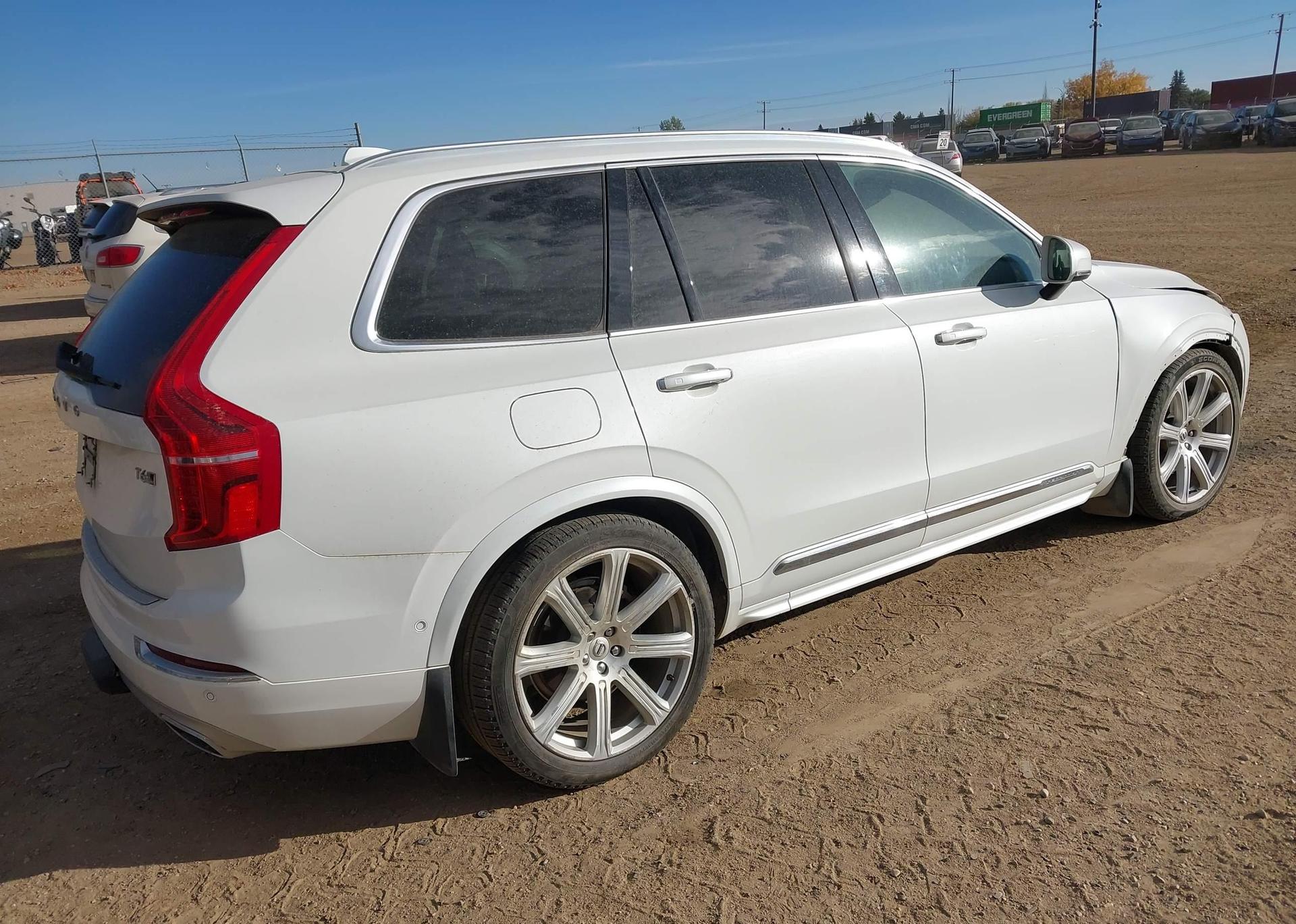 2018 VOLVO XC90 T6