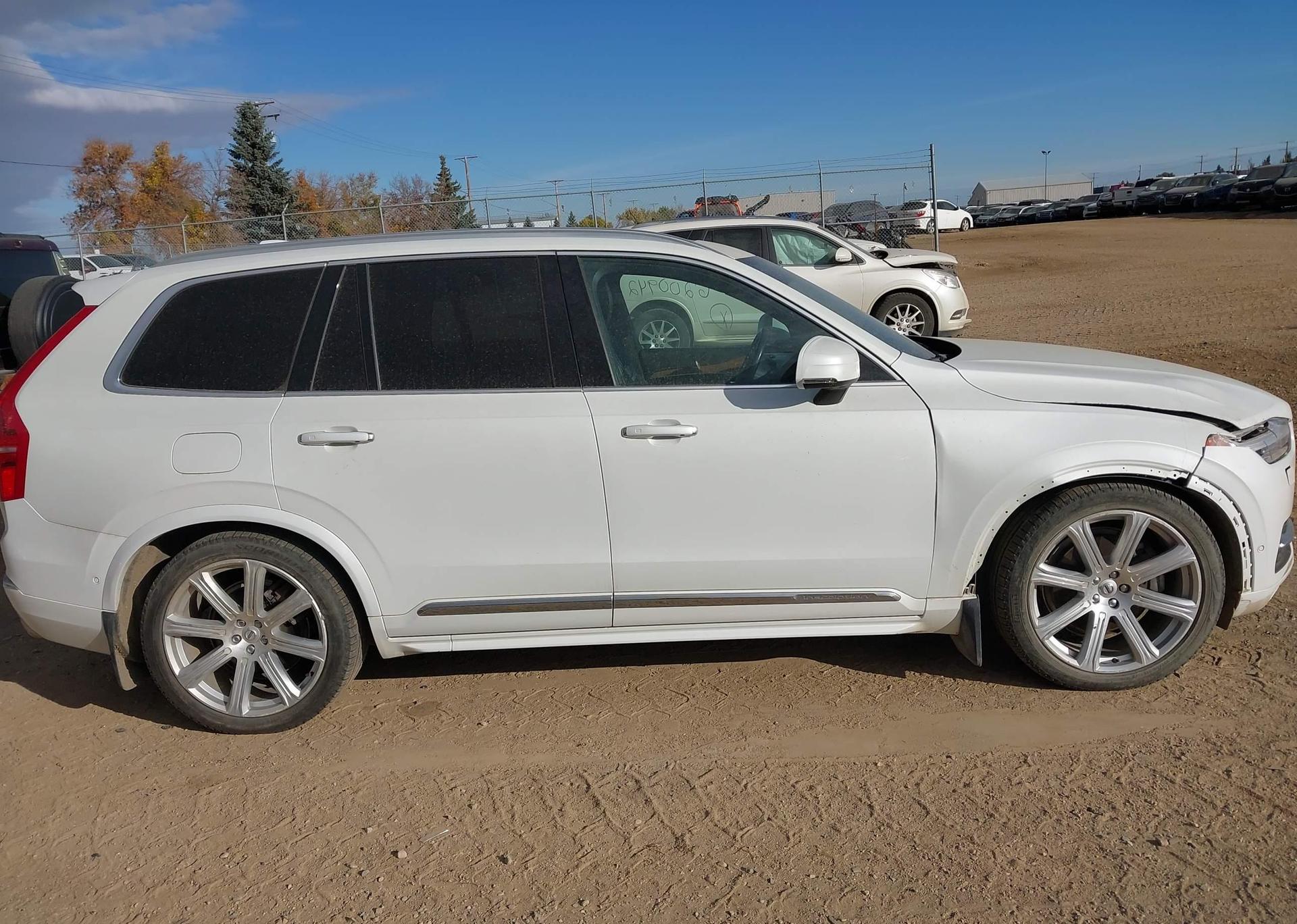 2018 VOLVO XC90 T6