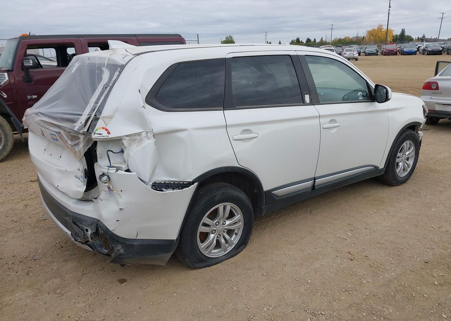 2018 MITSUBISHI OUTLANDER ES
