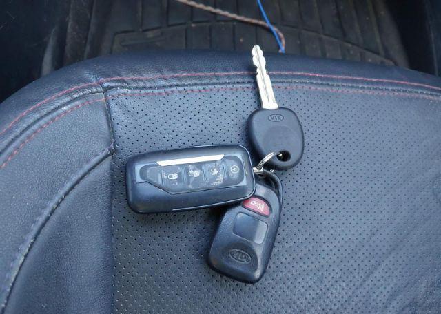 2010 KIA FORTE SX