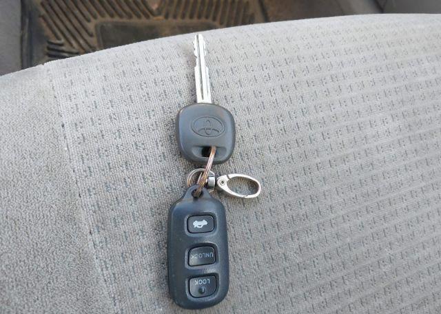 2005 TOYOTA COROLLA CE