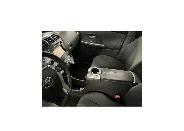 2012 TOYOTA PRIUS V