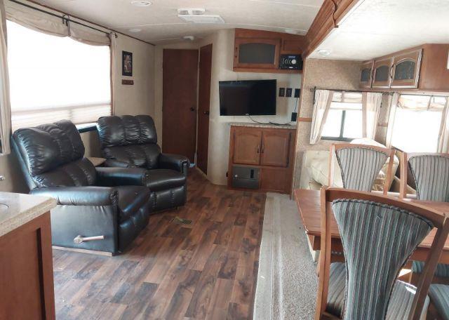 2015 FOREST RIVER INC. 302FK