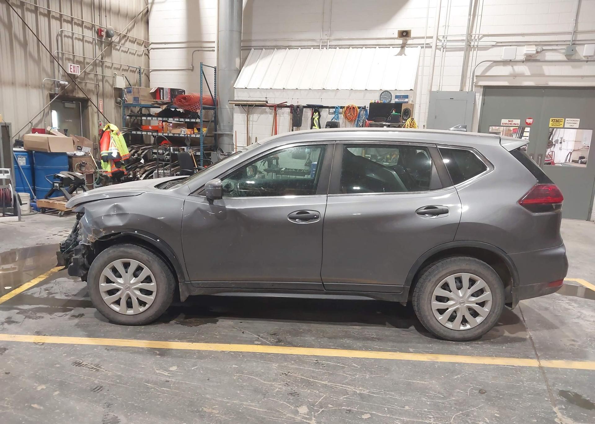 2018 NISSAN ROGUE SV