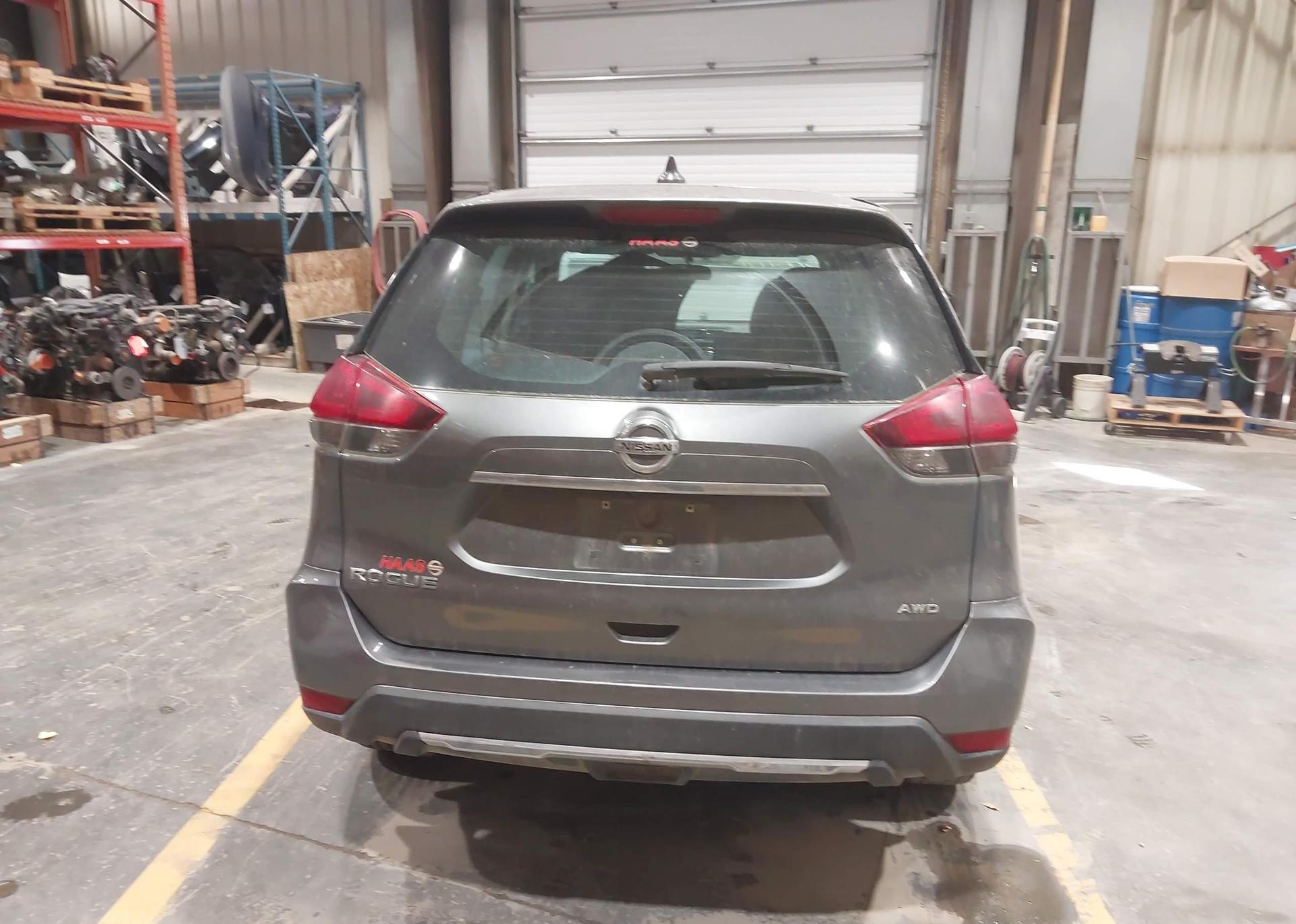 2018 NISSAN ROGUE SV