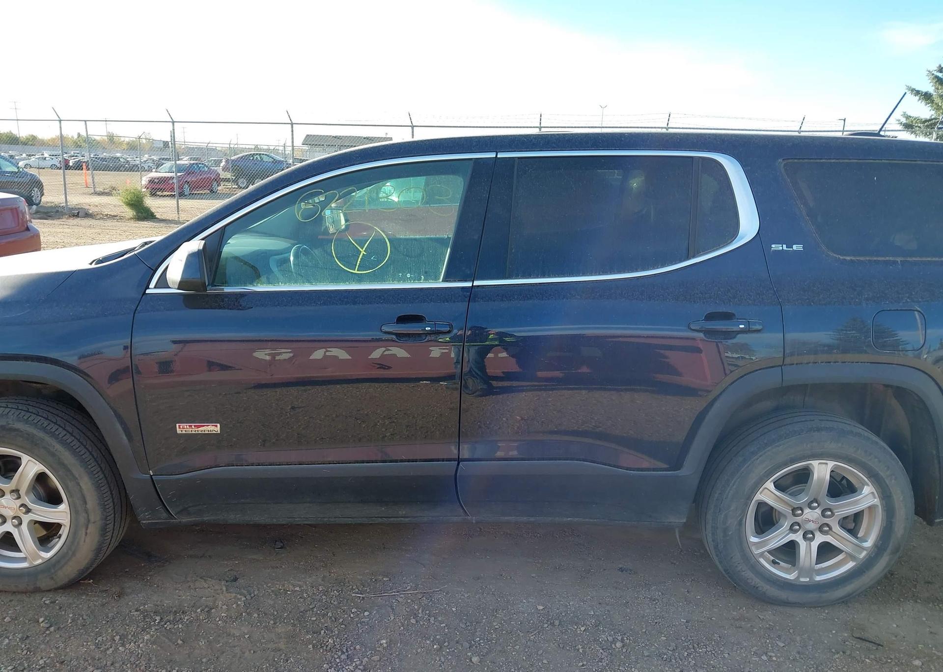 2017 GMC ACADIA SLE